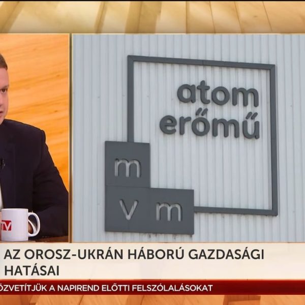 ♾ TIZEDIK – itt tartunk a szankciós csomagok számában. A cél talán a végtelen, ami egy izgalmas kísérlet annak igazolására, hogy ez a fogalom (a végtelen) pusztán matematikai-e, vagy a valóságban is létező. A szankcionálható területek viszont fogynak: 🌬a levegőt még ugyan nem, de 🛣 az aszfaltot már szankció alá vonja az új csomi. 🙂 Tényleg, nem viccelek, és az Európai Unió sem. (Még) komoly(abb)ra fordítva: bár végül nem része a csomagnak a nukleáris együttműködés, vajon nyugodtak lehetünk PaksII kapcsán? ☢️ Mit jelent, hogy az EU a szolgáltatásokat is szankcionálja a termékek mellett? Mit jelentenek a kettős felhasználású termékek?