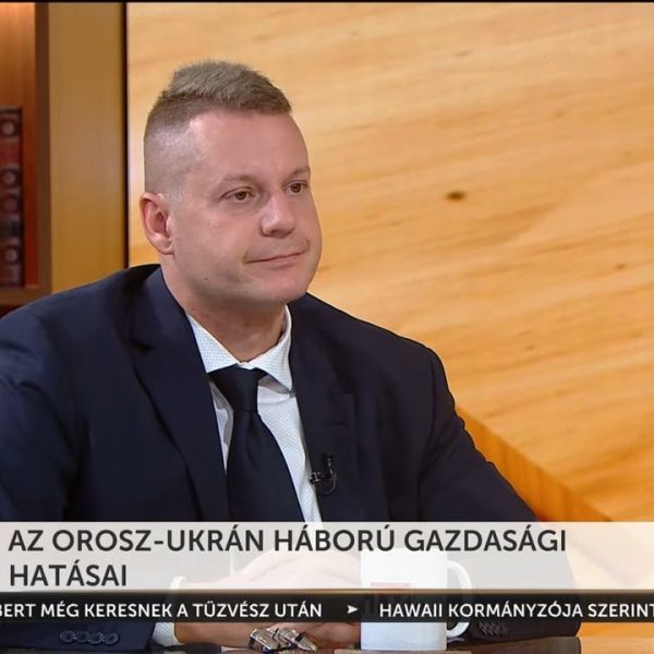 Az olajszankciók és az olcsóbb orosz források elzárása miatt Európa nehéz idők elé néz az olajellátás terén. Emellett az OPEC országok is csökkentették a termelést, ami tovább feszessé tette a kínálati oldalt.