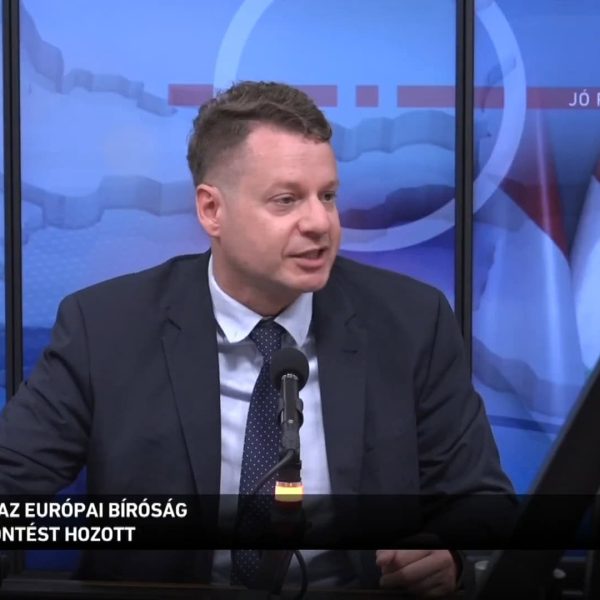 Hangsúlyozta: Magyarországot a határai védelméért marasztalták el, ami minden államnak feladata. Európában mindeközben egyre több országban okoz komoly gondot a migráció.