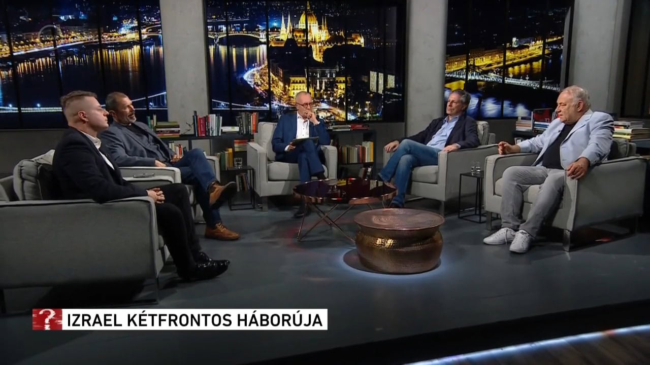 Majd arról beszélgetünk, hogy az Egyesült Államok 1,6 milliárd dollárt szavazott meg világszerte olyan média és civil erőforrások támogatására, amelyek a kínai „rosszindulatú befolyás” elleni globális fellépést szolgálják. De vajon hogyan zajlik Kína és az Egyesült Államok tudatipari háborúja? – Ez itt a kérdés! Kezdünk!